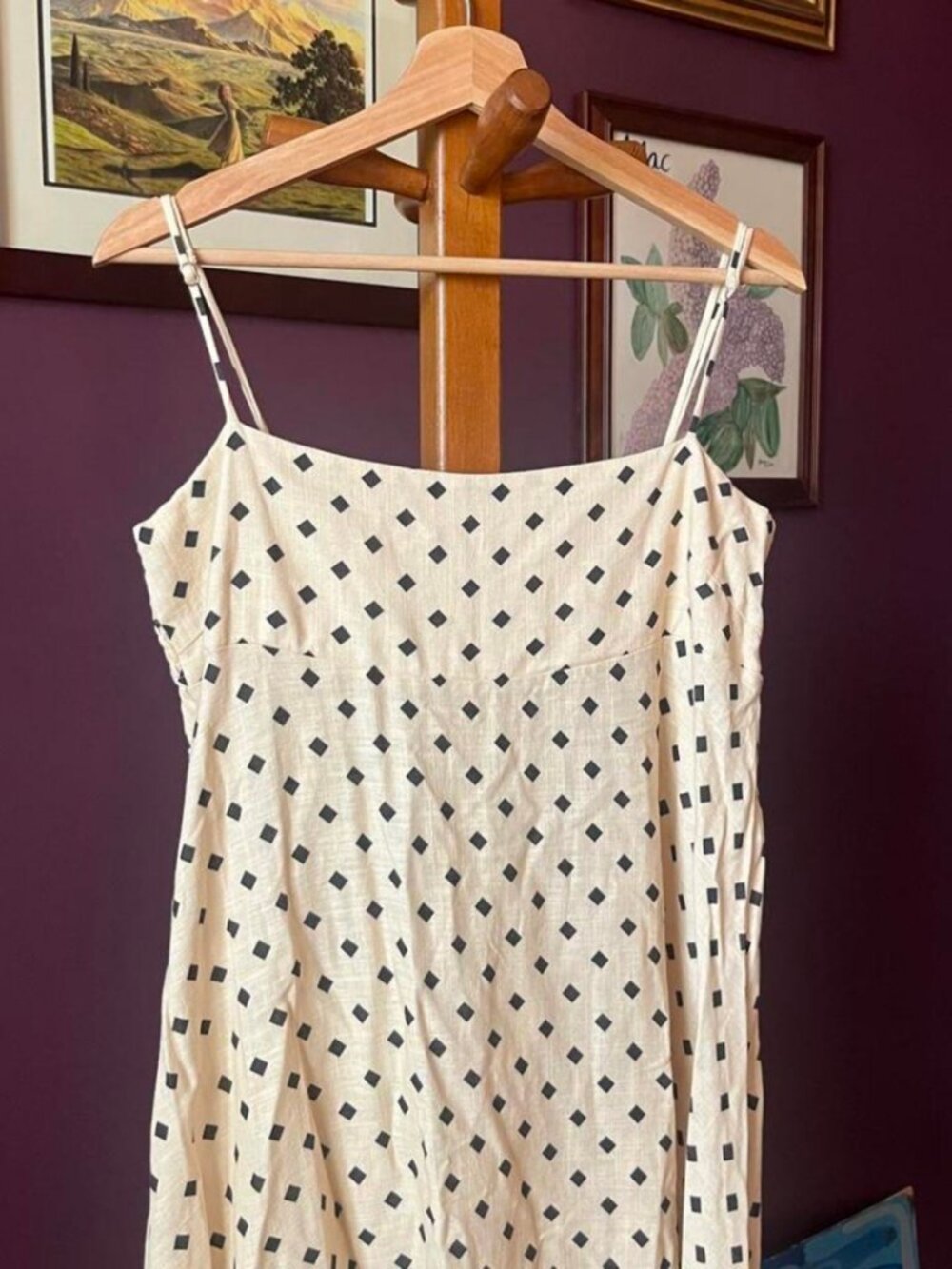 VRG GRL Women's Cream and White Dress